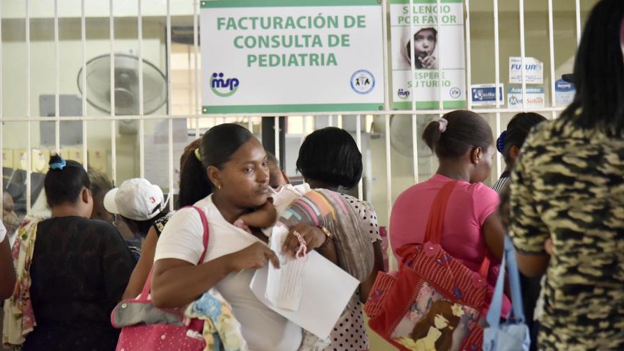 Burlas, discriminación y falta de discreción en los centros de salud son retos en la lucha de género