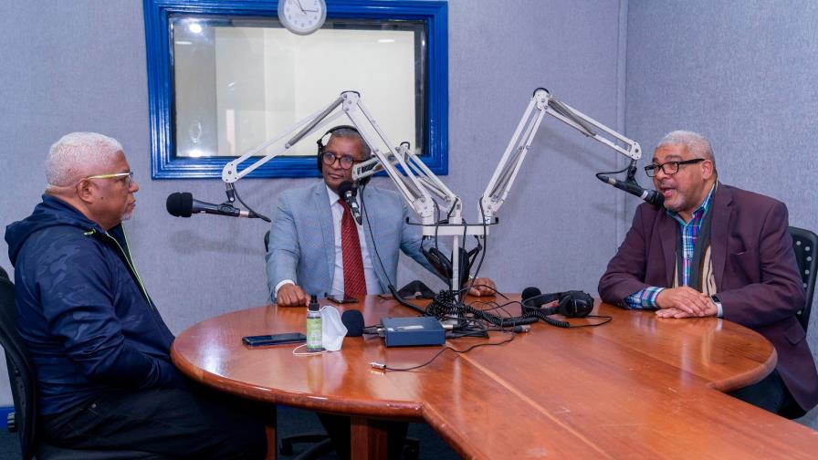 Emisoras de radio de CERTV dedican programación musical a Johnny Ventura