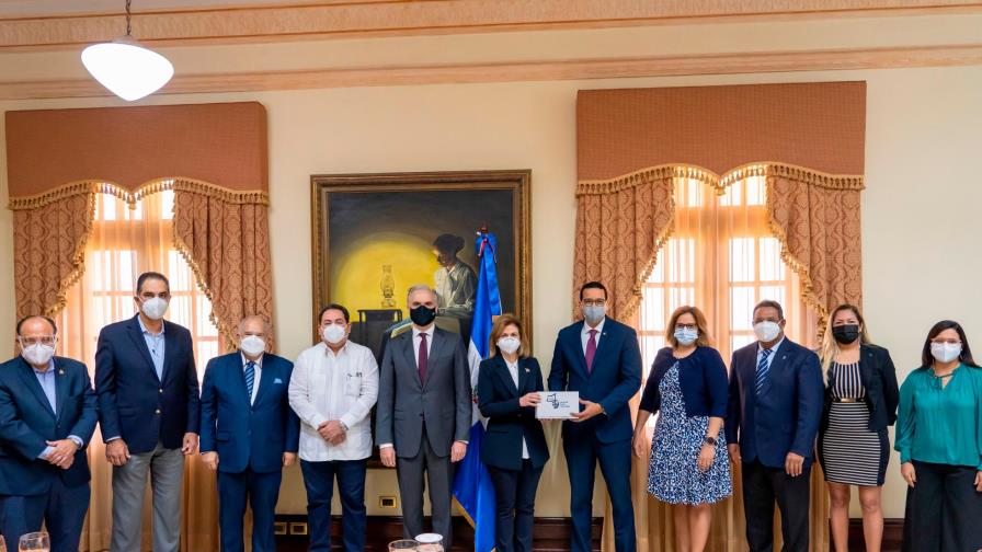 Alianza empresarial Sanar una Nación entrega más de RD$63 millones en medicamentos