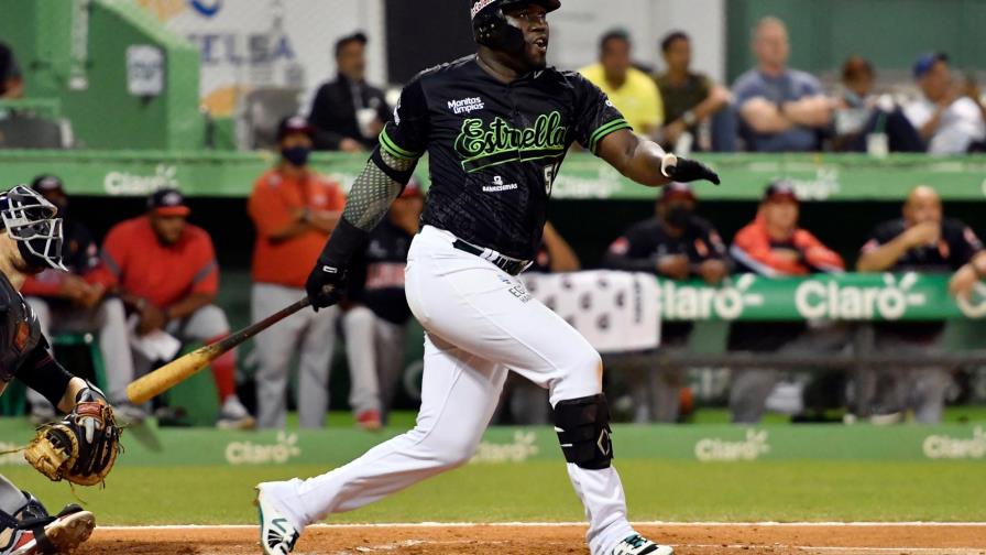 Con un Canó oportuno, las Estrellas se afianzan en el primero