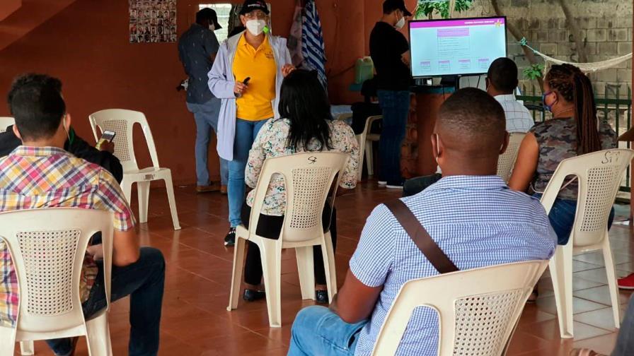 Candidata a diputada afirma que se consolida en la preferencia del electorado Candidata a diputada afirma que se consolida en la preferencia del electorado