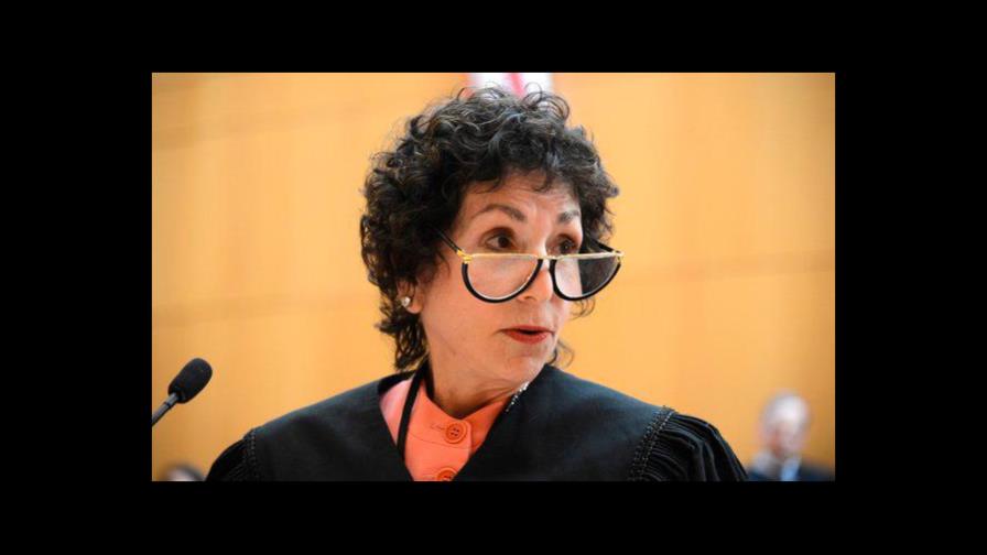 Arrestan a la conductora que mató a jueza en EE.UU. y afirmó ser Harry Potter
