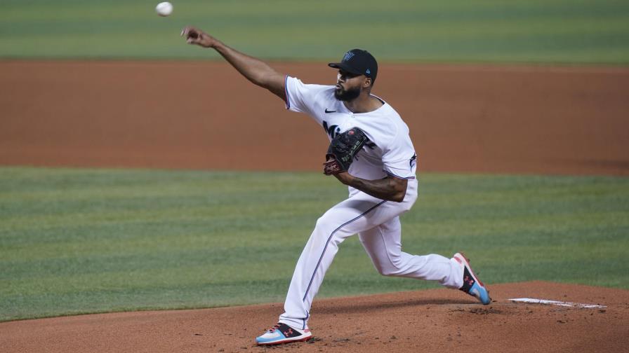 Vídeo | Los Marlins anuncian al dominicano Sandy Alcántara para enfrentar a los Bravos