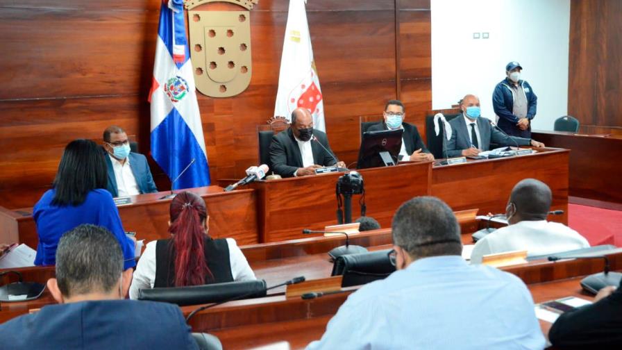 Declaran tres días de duelo municipal en Santiago por muerte de José Enrique Sued