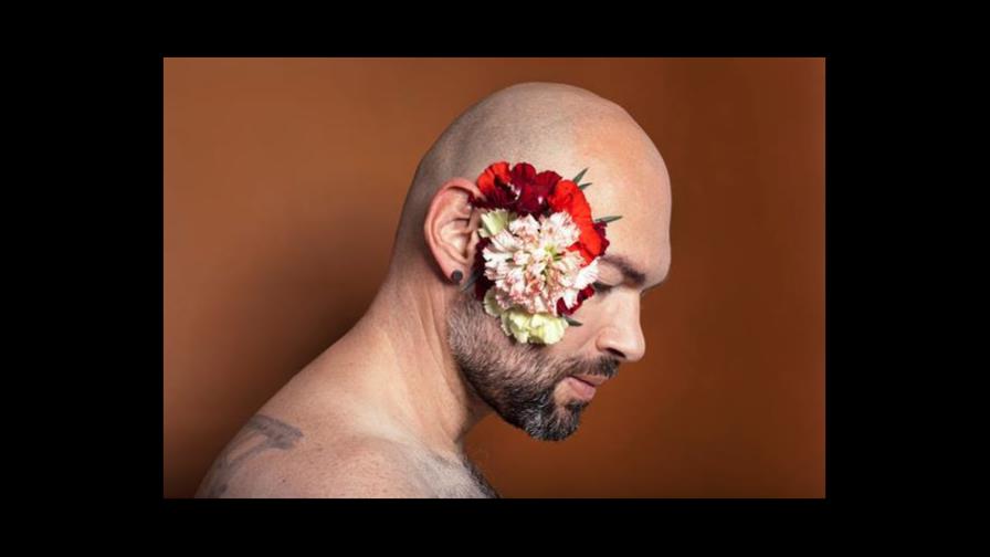 Santiago Cruz canta junto a Alejandro Sanz en medio del dolor por Colombia