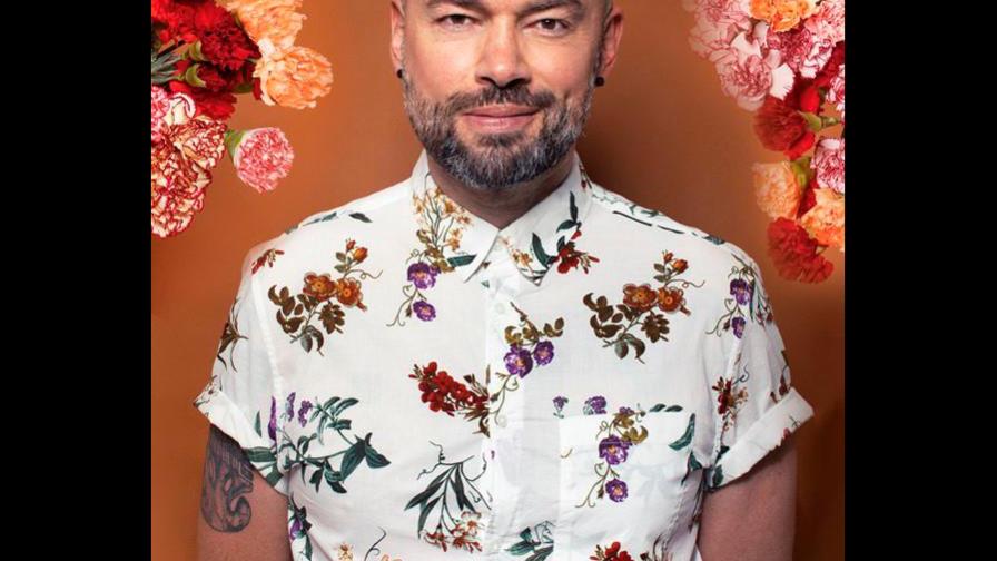 Santiago Cruz: “‘Dale’ invita a quererse con las esquinas oscuras incluidas”