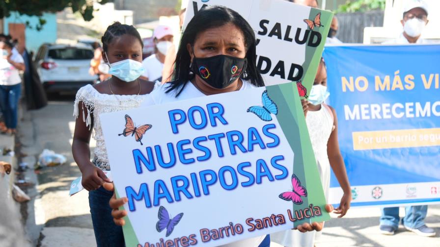 Cienfuegos marcha contra la violencia y por el derecho a vivir en paz