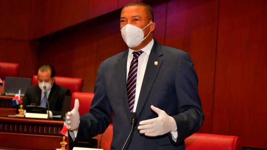 Senadores Zorrilla y Aristy favorecen entrega del 30% de fondo de pensiones a trabajadores