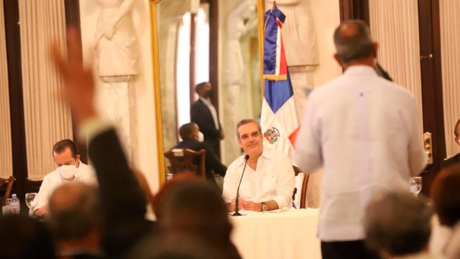 En nueve meses Abinader se ha reunido con juntas de vecinos de más de 15 demarcaciones 