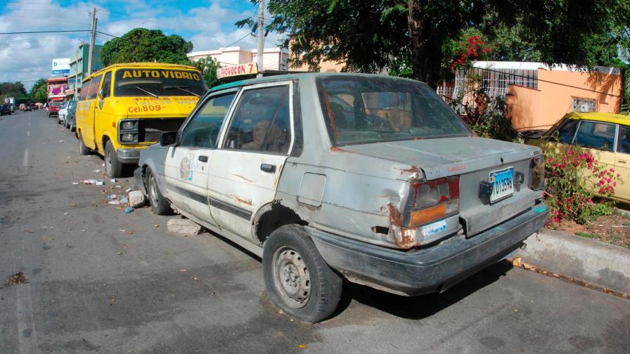 La supuesta vida útil de los vehículos dominicanos, según la ley de tránsito