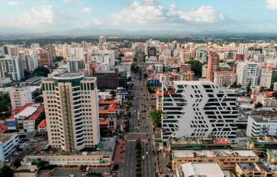 FMI calcula que la economía dominicana crecerá 5.5 % este año