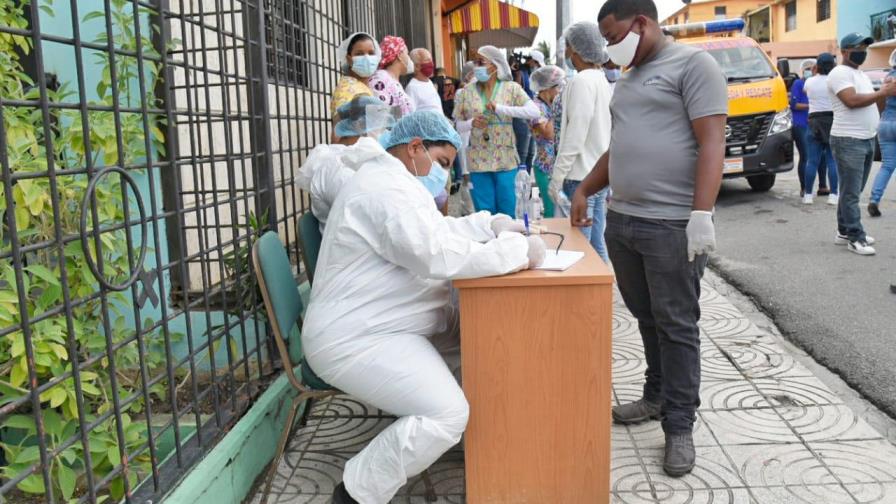 Salud Pública interviene barrios de Santo Domingo Este
