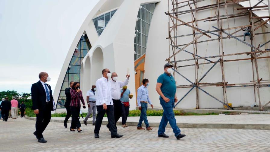 Danilo Medina inauguró santuario en Bayaguana y todavía le “faltan muchísimas cosas por terminar”