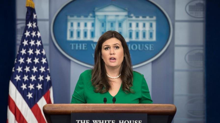 Portavoz de la Casa Blanca dejará el cargo, lo anuncia Trump