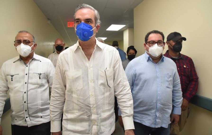 Presidente y autoridades de Salud supervisan avances de la construcción hospital Las Terrenas