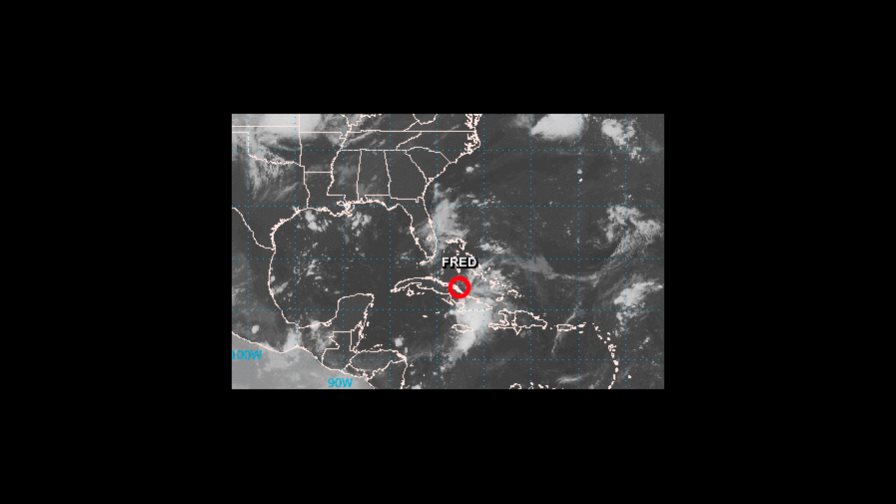 El centro de Fred se mueve sobre la costa norte de Cuba rumbo a Florida
