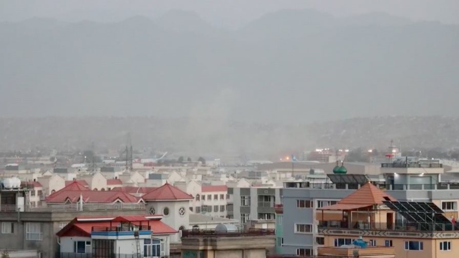 Fuerzas de la coalición realizan explosiones en aeropuerto de Kabul