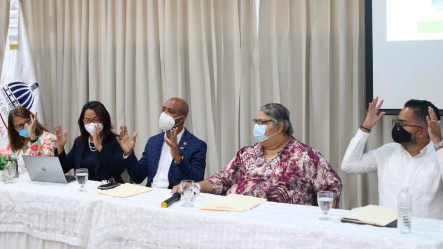 Presidente Abinader quita a Pedro Acevedo de Conadis mediante decreto Presidente Abinader quita a Pedro Acevedo de Conadis mediante decreto