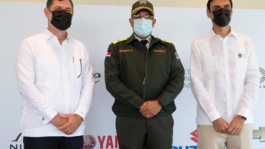 Cervecería y Santo Domingo Motors se unen para proteger la vida de los dominicanos