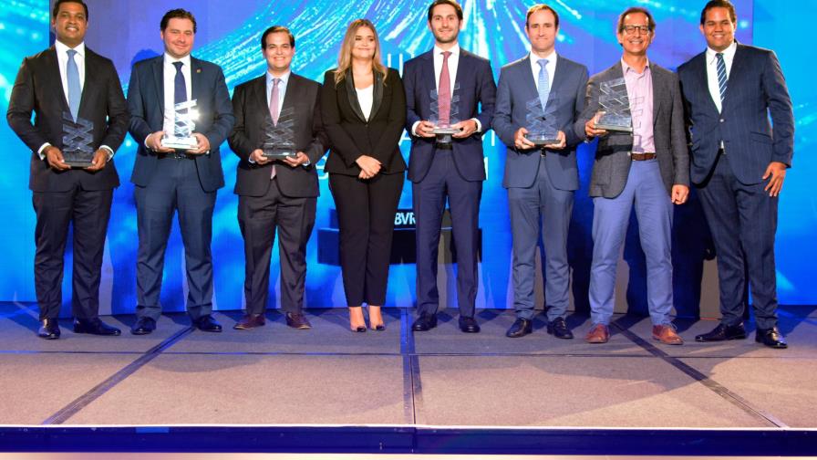 Celebran tercera edición de reconocimiento a la excelencia en el mercado de valores dominicano
