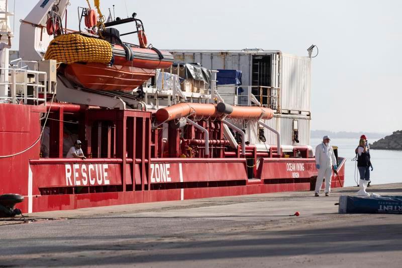 Los barcos Sea Watch 3 y Ocean Viking asisten a 400 migrantes en el mar