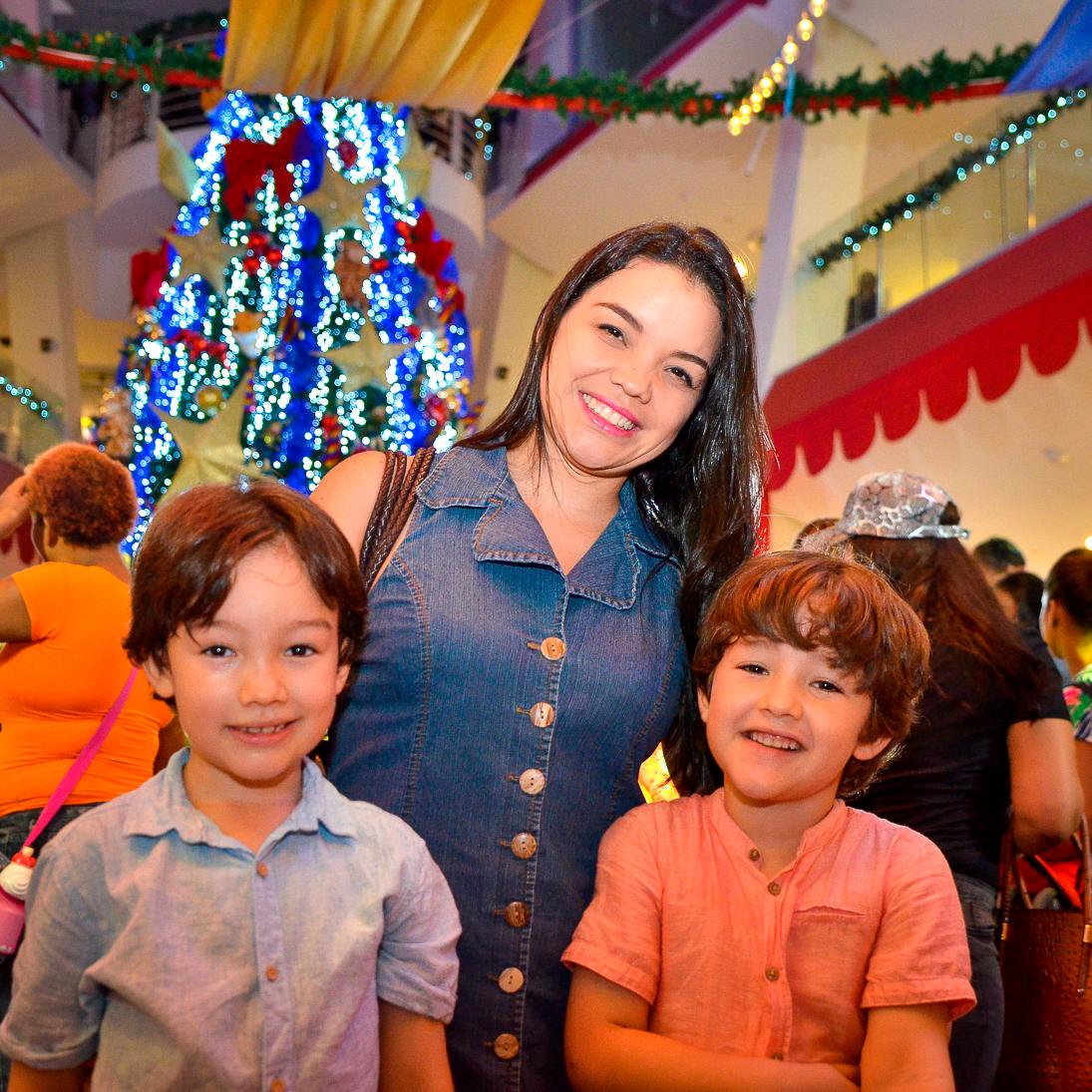 Sebastian Rojas, Daniela Madriz y Angel Rojas.