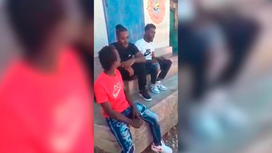 Dominicanos secuestrados están bajo control de Policía Judicial de Haití y duermen en sillas Dominicanos secuestrados están bajo control de Policía Judicial de Haití y duermen en sillas