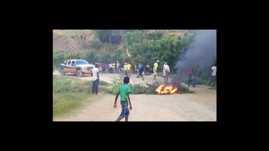 Crece clamor de que RD haga un muro en la frontera