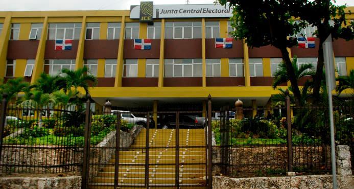 Junta Central dispone crear cinco nuevas oficialías del estado civil