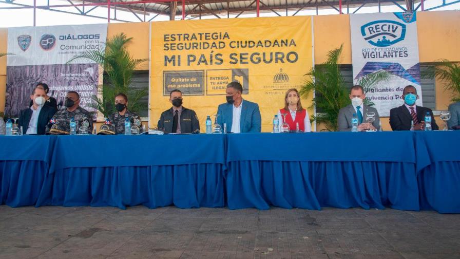 Autoridades revelan disminuyen en más de un 50 % delitos y violencia en Cristo Rey Autoridades revelan disminuyen en más de un 50 % delitos y violencia en Cristo Rey