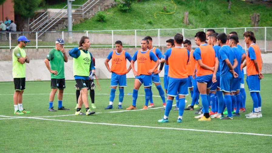 El Salvador recibe a Monserrat pendiente de Dominicana con miras a la Copa Oro 2021 El Salvador recibe a Monserrat pendiente de Dominicana con miras a la Copa Oro 2021