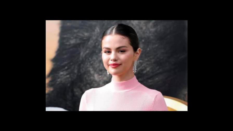 Selena Gómez lanza el primer sencillo de su esperado disco en español Selena Gómez lanza el primer sencillo de su esperado disco en español