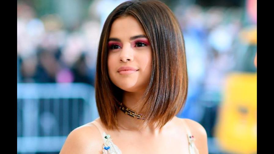 Selena Gómez protagoniza el homenaje a las mujeres de los Latin Grammy Selena Gómez protagoniza el homenaje a las mujeres de los Latin Grammy