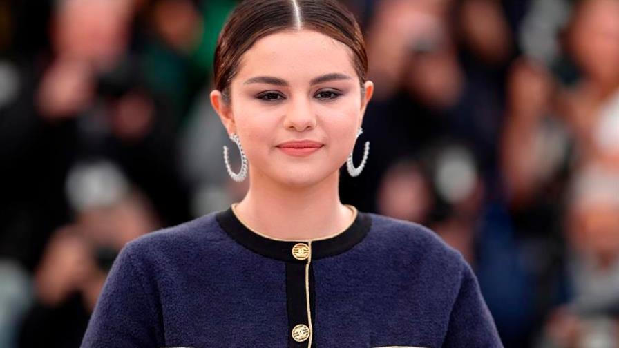 Selena Gómez lanza “De una vez”, tras casi una década sin cantar en español