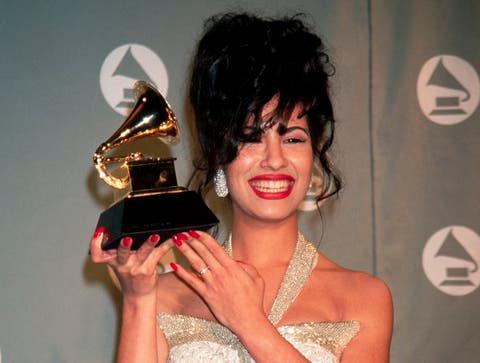 Selena Quintanilla y Talking Heads serán reconocidos en los premios Grammy