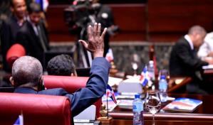 Senado aprueba cambios en la ley de Administración Pública 