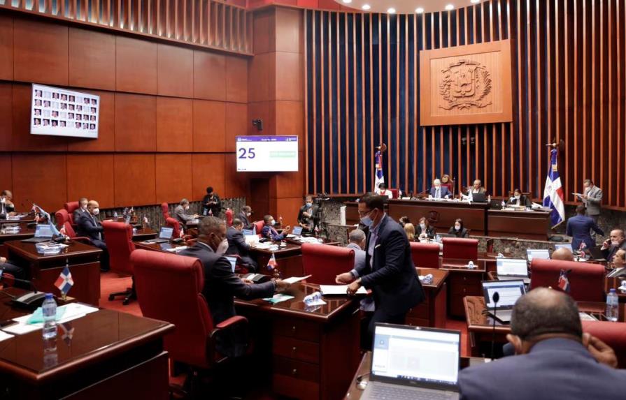Senado aprueba en primera lectura proyecto de ley para eliminar exenciones fiscales 