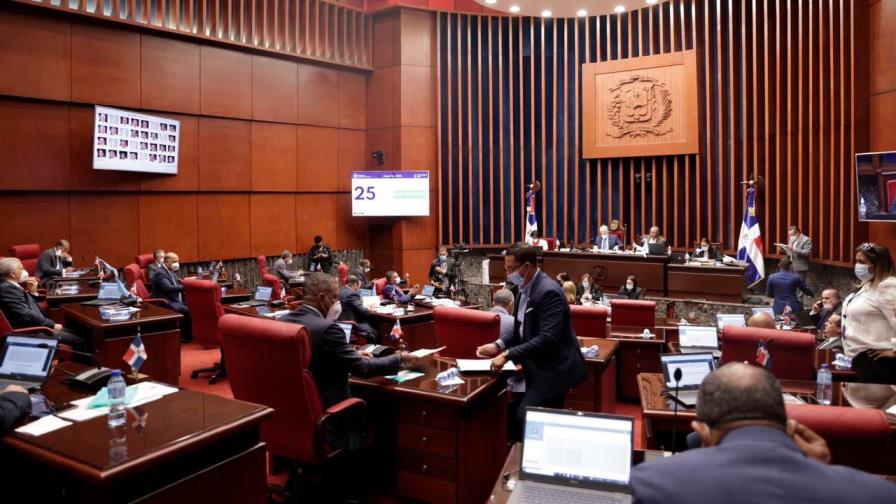 Senado aprueba en primera lectura proyecto de ley para eliminar exenciones fiscales Senado aprueba en primera lectura proyecto de ley para eliminar exenciones fiscales
