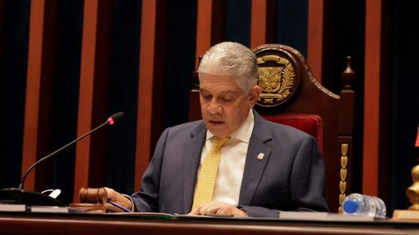 Senado envía a comisión especial proyecto de ley del nuevo DNI