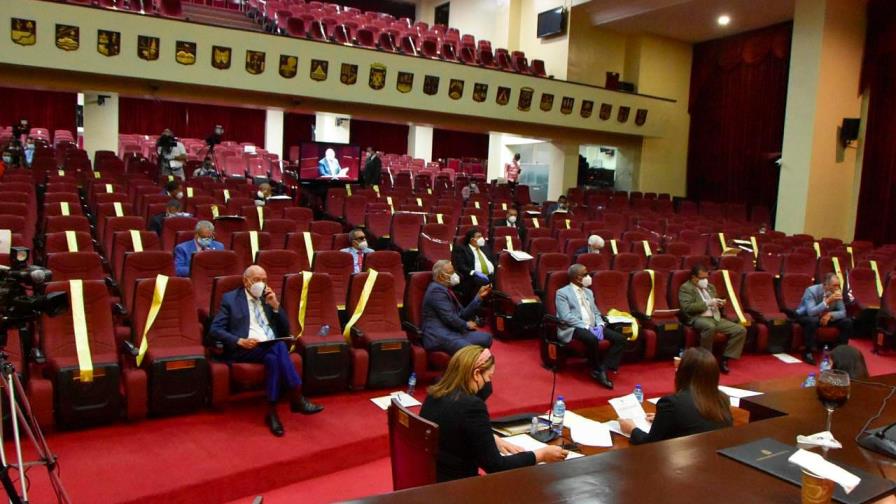 Convocan Senado para este martes a las 11:00 en semana final de estado de emergencia