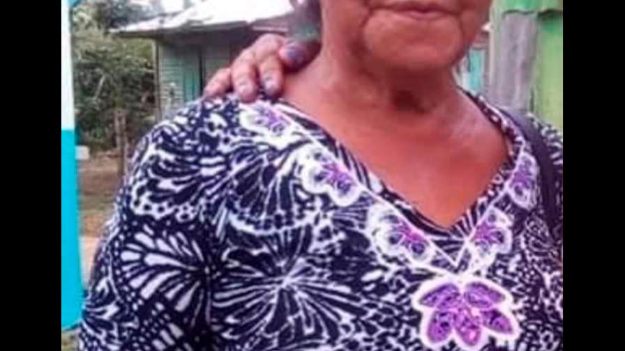 Familiares de mujer que habría fallecido de rabia denuncian negligencia médica