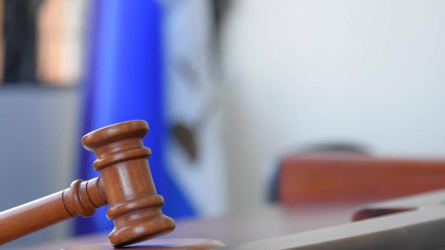 Tres años de cárcel a hombre que mordió y golpeó a su pareja en Salcedo Tres años de cárcel a hombre que mordió y golpeó a su pareja en Salcedo