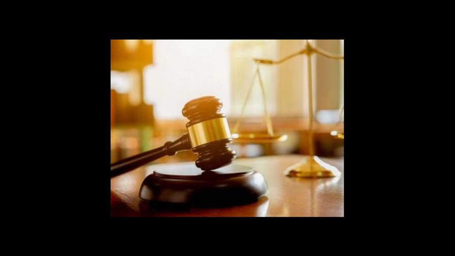 Dos años de prisión suspendida para madre de adolescente sufrió intoxicación alcohólica Dos años de prisión suspendida para madre de adolescente sufrió intoxicación alcohólica