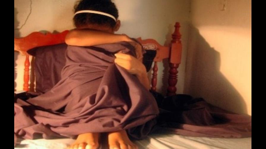 Investigan denuncia de que estudiantes habrían obligado a compañera a practicarle sexo oral