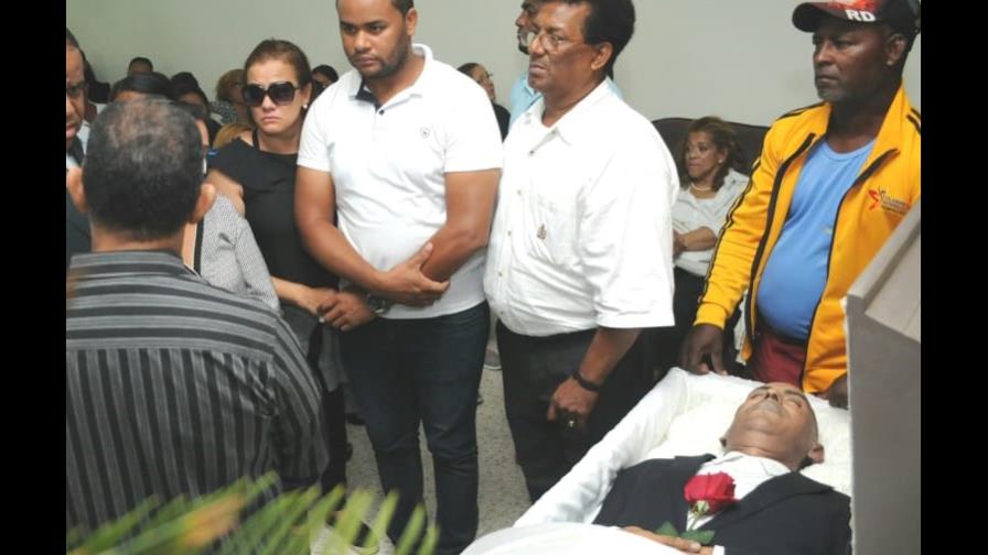 Dolor en el movimiento deportivo en sepelio de Félix Reynoso