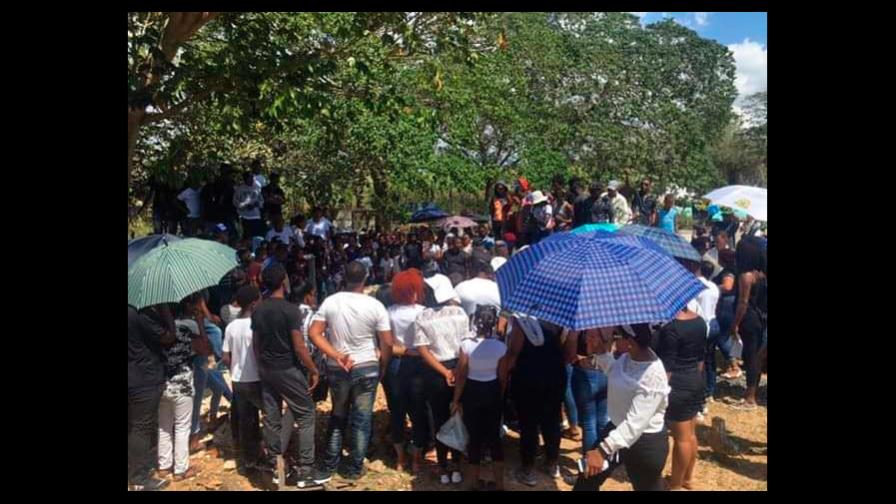 Sepultan hermanos murieron que atropellados en la autopista El Coral Sepultan hermanos murieron que atropellados en la autopista El Coral