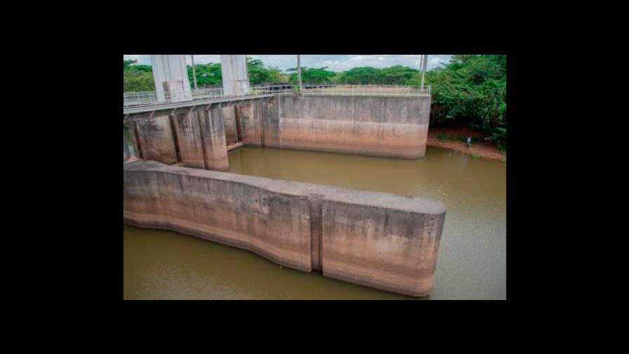 La CAASD reporta déficit de 98 millones de galones de agua