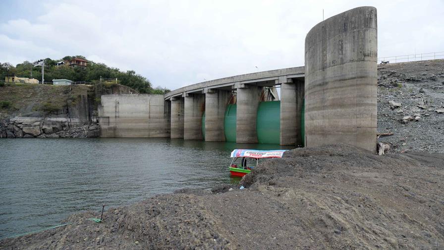 Ausencia de lluvias acentúa la sequía; acueductos han bajado su producción