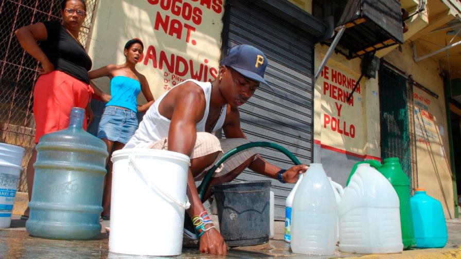 CAASD: sequía causa déficit de 90 millones de galones de agua potable al día