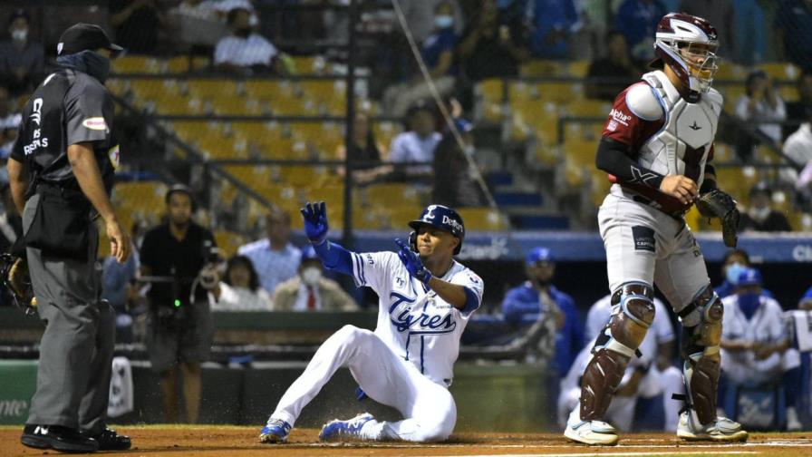 Licey suma su cuarto triunfo y empata con Gigantes en la tercera posición del campeonato